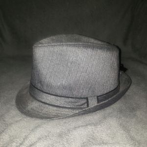 D&Y FEDORA NWT